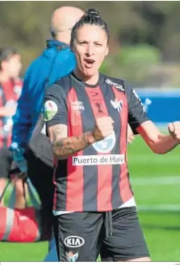  ?? LFP ?? Elena Pavel celebra el triufo sobre la Real al terminar el encuentro.