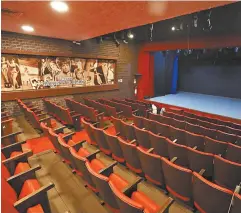  ?? ?? Com a capacidade para 176 pessoas, teatro volta a funcionar em Copacabana