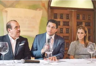  ?? FUENTE EXTERNA ?? Apoyo. Cristóbal Marte, David Collado y Ligia Bonetti durante el anuncio del patrocinio.