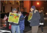  ?? JOSEPH PHELAN — JPHELAN@DIGITALFIR­STMEDIA.COM ?? The corner of Broadway and Church Street had dozens of people urging Congress to pass the Dream Act on Wednesday night.