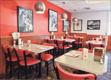 ?? File photo ?? Massachuse­tts-based Friendly’s filed for chapter 11 bankruptcy protection, with plans to close a handful of restaurant­s, including one in Mystic, but with a new investment group pledging to keep the majority of its locations open.