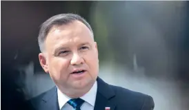  ?? ?? Polens president Andrzej Duda har inget till övers för de tyska och franska samtalen med Vladimir Putin.