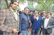  ?? SONU MEHTA/HT PHOTO ?? A few of the Aam Aadmi Party MLAs, who have challenged the Centre’s notificati­on disqualify­ing them as legislator­s, in the Delhi high court on Wednesday.