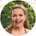  ??  ?? Elli Haschke ist Autorin („Huller dich frei!“, Frech, 15 Euro) und bietet als Elli Hoop Live-trainings auf Youtube an