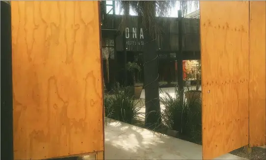  ?? JUAN ERRAMOUSPE ?? ONAS. Inaugurado como hostel, cuando reabra lo hará con la tipología boutique o design, con cinco nuevas habitacion­es que están en obras.