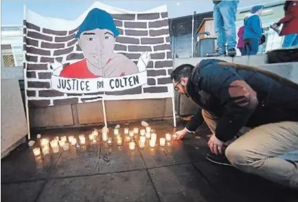  ?? BARRY GRAY THE HAMILTON SPECTATOR ?? Hundreds of mourners and demonstrat­ors turned out at Hamilton City Hall Thursday afternoon to protest the Colten Boushie verdict.