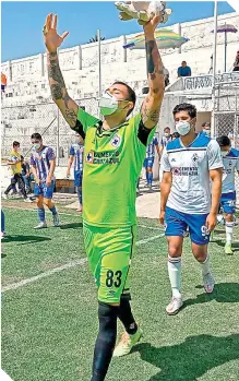  ??  ?? El Club Zitácuaro dio la agradable sorpresa de la J24 al ganar a Cruz Azul Hidalgo.