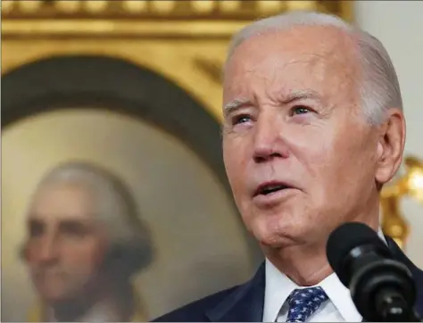  ?? ?? USA's praesident Biden har forbudt Tiktok på sine ansattes telefoner, men har nu selv gjort sin entre på det kontrovers­ielle sociale medie. Foto: Kevin Lamarque/Reuters