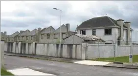  ?? Photo courtesy of Larry Cummins. ?? Five unfinished houses on the Lios na Greine estate in Lismire, which were described as being “in a very bad state of repair” may have to be demolished.