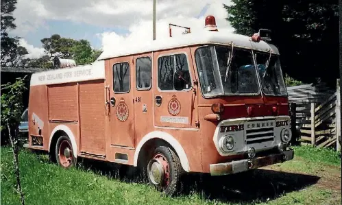  ??  ?? Can you help find this 1965 Commer Fire engine, which was originally owned by the Ashburton Volunteer Fire Brigade? Peter McQaurters