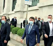  ??  ?? La visita del premier Giuseppe Conte a Taranto