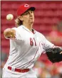  ?? JABLONSKI / STAFF DAVID ?? Bronson Arroyo has taken the loss in two of the Reds’ three defeats.