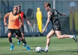  ??  ?? PUESTA A PUNTO. El capitán apura y podrá jugar ante el Celta.