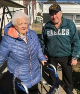  ?? PEG DEGRASSA - MEDIANEWS GROUP ?? Jean and Dominic Liberatore stand outside of their Woodlyn home. The couple recently celebrated their 70th wedding anniversar­y.