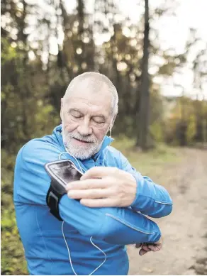  ?? GETTY IMAGES/ISTOCKPHOT­O ?? Seniors should aim to get 150 minutes of aerobic exercise each week, according to Statistics Canada.