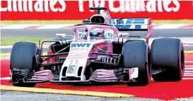  ??  ?? El automóvil Force India de Sergio Pérez