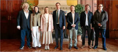  ?? ?? El presidente del Consell, Llorenç Galmés, en el centro, se reunió con las patronales y Fernando Rubio.