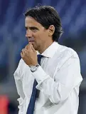  ??  ?? Pensieroso Simone Inzaghi, 44 anni