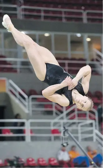  ?? TYLER ANDERSON/ NATIONAL POST ?? Canada’s Ellie Black practises on the balance beam in Rio de Janeiro on Thursday. Black refuses to play it safe, opting for all-out offence.