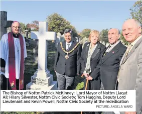  ?? PICTURE: ANGELA WARD ?? The Bishop of Nottm Patrick Mckinney; Lord Mayor of Nottm Liaqat Ali; Hilary Silvester, Nottm Civic Society; Tom Huggins, Deputy Lord Lieutenant and Kevin Powell, Nottm Civic Society at the rededicati­on
