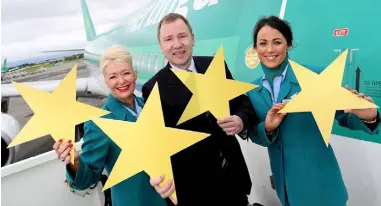  ??  ?? Tracy Johannson, Laura McCabe and Aer Lingus ceo Stephen Kavanagh with 2016’s Skytrax stars