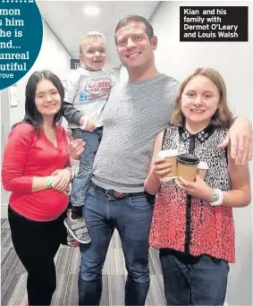  ??  ?? Kian and his family with Dermot O’Leary and Louis Walsh