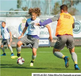  ??  ?? REVELAÇÃO. Fábio Silva foi chamado ao grupo