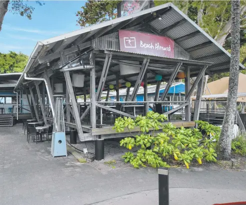  ??  ?? STUNNING: Offers are open for this Queensland­er-style building which houses Palm Cove restaurant and bar Beach Almond.