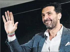  ?? FOTO: WWW.JUVENTUS.COM ?? Buffon, emocionado durante la conferenci­a de prensa