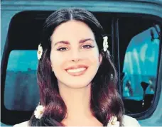  ??  ?? Albem Lust for Life zpěvačka Lana Del Rey posluchače opět udolá, byť jinak než předchozí deskou Honeymoon.