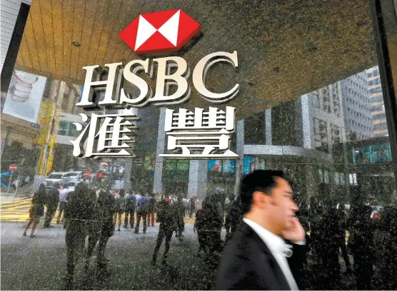  ?? BOBBY YIP/REUTERS ?? El banco logró nuevos negocios en Asia también, principalm­ente Hong Kong.