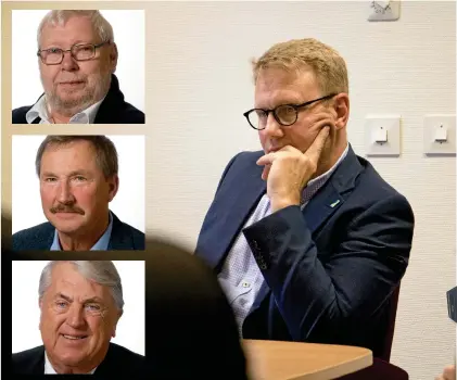  ?? Bild: PEO Persson/henrik Williamsso­n ?? Förtroende­t för kommunstyr­elsens ordförande Erling Cronqvist (C) har i opposition­ens ögon tagit skada av den nedtystade upphandlin­gsaffären på resecentru­m och Ahlatippen. Bertil Johansson (LP), Karl-fredrik Klinker (MED) och Ingmar Rundberg (SD) kräver åtgärder.