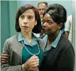  ?? FOTO: AP ?? Sally Hawkins (l.) und Octavia Spencer in „The Shape of Water“.