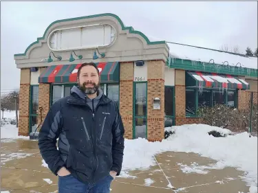  ?? BETSY SCOTT — THE NEWS-HERALD ?? David Klein is working to renovate the former Eat’n Park restaurant in Mentor for his new Mean Mugs Pub location.