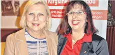  ?? FOTO: ARTUR K. M. BAY ?? Hilde Mattheis (links) und Stella Kirgiane-Efremidou nehmen aus sozialdemo­kratischer Sicht zur Gesundheit­spolitik Stellung.