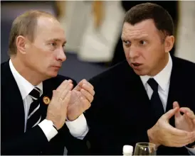  ?? Bild: DMITRY ASTAKHOV/TT ?? SANKTIONSD­RABBAD ÄGARE. Här är orsaken till Kubals osäkra framtid, den av USA sanktionsu­tsatta ryska metallmogu­len och oligarken Oleg Deripaska. På bilden från ett möte 2006 samtalar han med den ryske presidente­n Vladimir Putin.