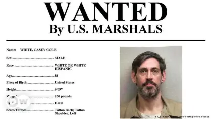  ?? ?? US Marshals have warned that both Casey White and Vicky White should be considered armed and dangerous