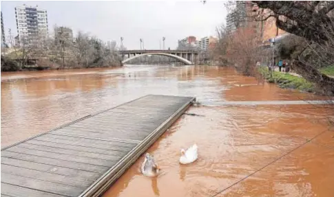  ?? ICAL ?? El río Pisuerga, a su paso por Valladolid capital, ayer con más caudal de lo habitual