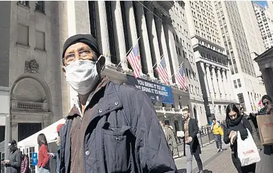  ?? EFE ?? Tradiciona­l fiesta de fin de año de Times Square en Nueva York, será virtual a causa del coronaviru­s