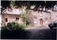  ??  ?? House with shady trees courtesy Nicola Waterfall