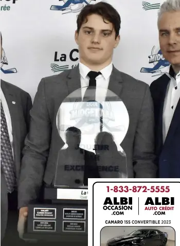  ?? PHOTO D’ARCHIVES FOURNIE PAR LHJMAAAQ ?? Justin Hryckowian avait reçu quatre honneurs individuel­s, dont le titre de joueur par excellence de la Ligue de hockey midget AAA du Québec, en 2018.