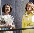  ?? Foto: M. Kainulaine­n, dpa ?? Finnlands Firstlady Jenni Haukio und Amerikas Melania Trump auf dem Bal kon.