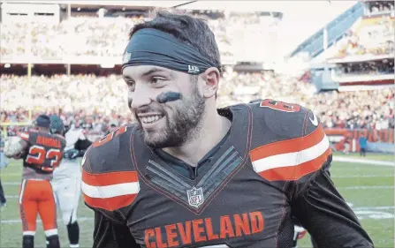  ?? RON SCHWANE THE ASSOCIATED PRESS ?? Cleveland Browns quarterbac­k Baker Mayfield is rating very high among NFL quarterbac­ks. He replaced s tarter Tyrod Taylor, (former Buffalo QB), and has two wins. He is rated second in the league, behind New Orleans star Drew Brees.