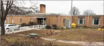  ?? MEDIANEWS GROUP FILE PHOTO ?? The former Edgewood Elementary School is currently occupied by two tenants.