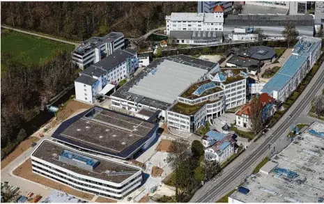  ?? Foto: Geyer-luftbild ?? Die Wachstumsd­ynamik schwächt sich ab: das Areal des Unternehme­ns Hartmann aus der Luft.