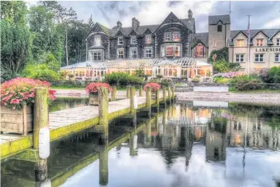  ??  ?? ●●The Lakeside Hotel