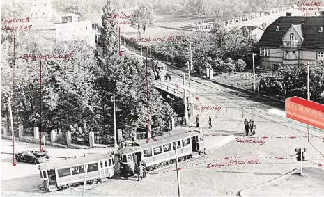  ?? Foto: Archiv Jaroslava Čvančary ?? Heydrichov­a zatáčka Snímek křižovatky v pražských Holešovičk­ách z vyšetřovac­ího spisu o atentátu na Heydricha. Na fotce z 27. května 1942 je vlevo Heydrichův vůz, dole před zatáčkou tramvaj č. 3 a vlevo nad zatáčkou tramvaj č. 14. Podle zjištění...