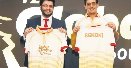  ?? Picture: Gallo Images ?? COUNTDOWN. Benoni marquee player Quinton de Kock (right) and owner Javed Afridi during the T20 Global League launch in London on Monday.