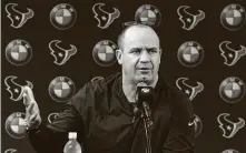  ?? Yi-Chin Lee / Staff photograph­er ?? Texans coach Bill O’Brien has been operating from home, often his back porch, as the team prepares for the NFL draft.