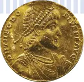  ??  ?? 2GQRlG RQYGT A coin depicting Roman emperor Theodosius I, whose appeals to mass public approval may make him a forerunner of today’s populists